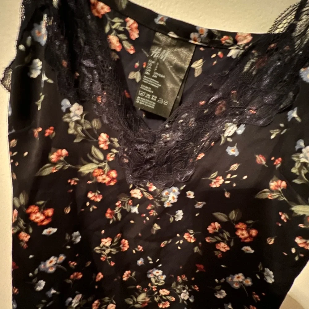 Black H&M pajama top - Picture 5 of 9